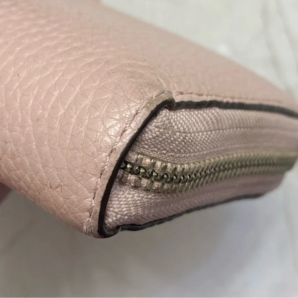 Michael kors pink leather zipper wristlet clutch bag